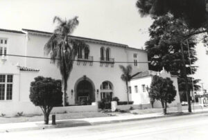 Mendenhall Hall Whittier College - 1990 Whittier Historical Society & Museum